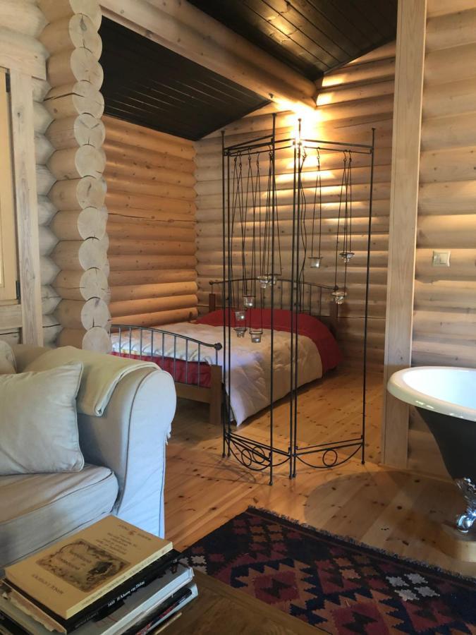 Shelter Villa Калаврита Екстериор снимка