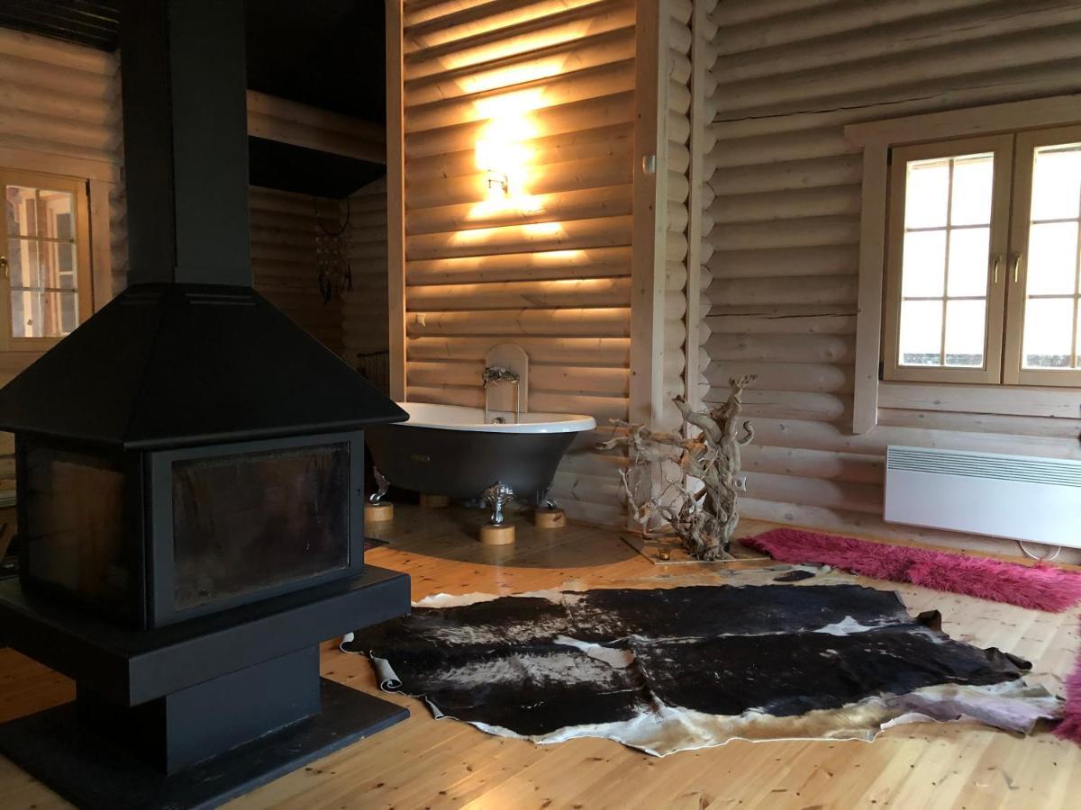 Shelter Villa Калаврита Екстериор снимка